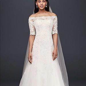 Wedding Dress 3/4 Sleeve ~ NEW